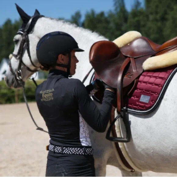 Equito Black Cherry Horse Sized AP Jump Saddle Pad - Picture 6 of 8